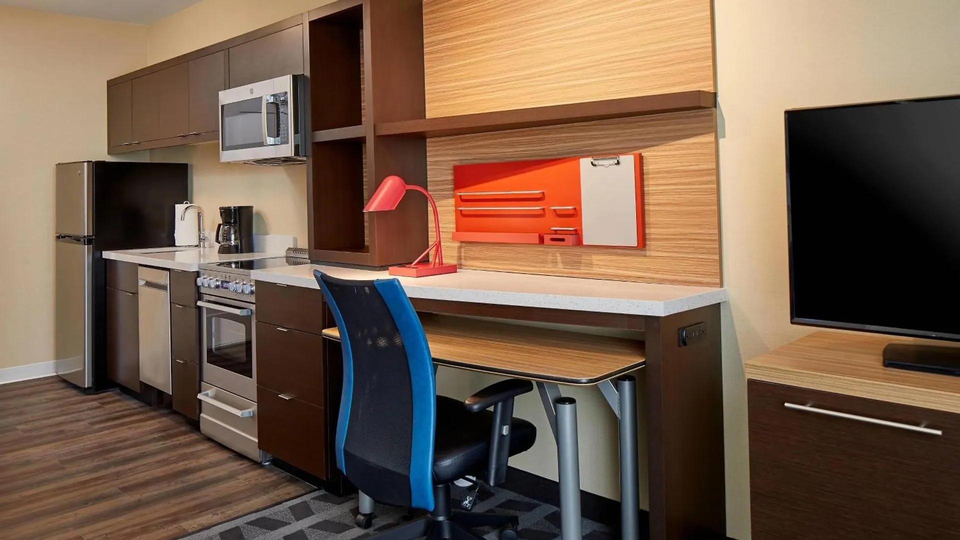 Towneplace Suites By Marriott Columbus North - Osu Hotel