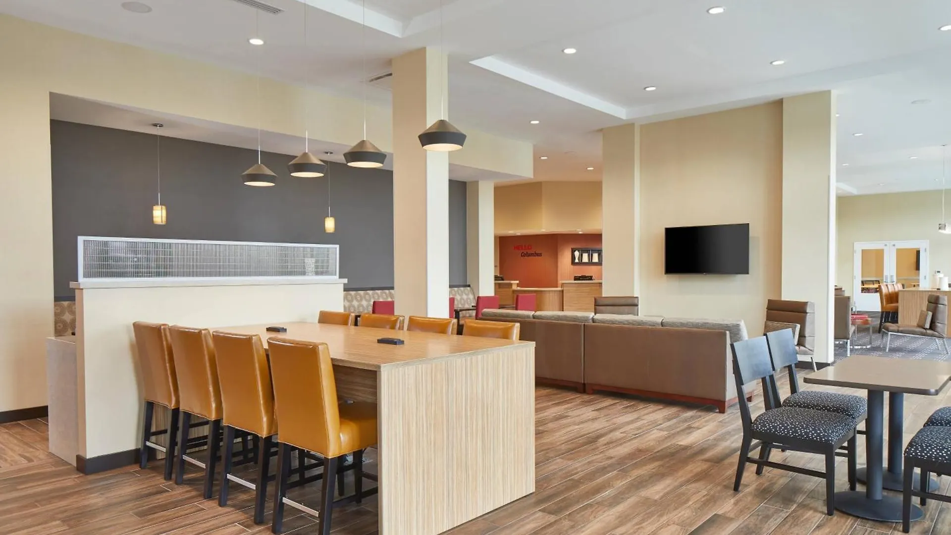 Towneplace Suites By Marriott Columbus North - Osu Hotel